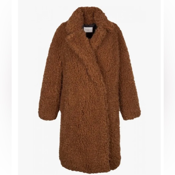 Sweater Weather🍁SANDRO
Faux Fur Coat - Picture 2 of 11